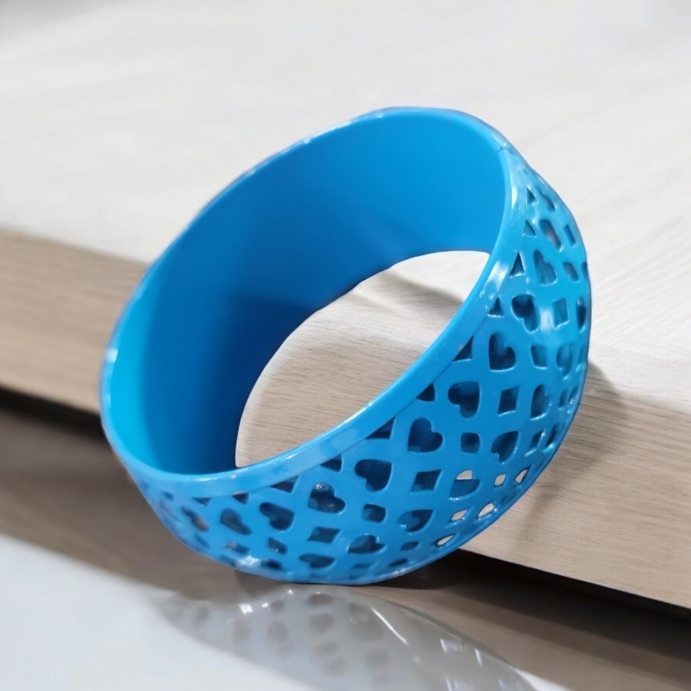 Blue Heart Metal Bangle